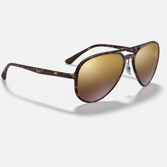 Ray Ban Chromatic polarized sunglasses, color is light Havana. Brand new! - Picture 3 of 8